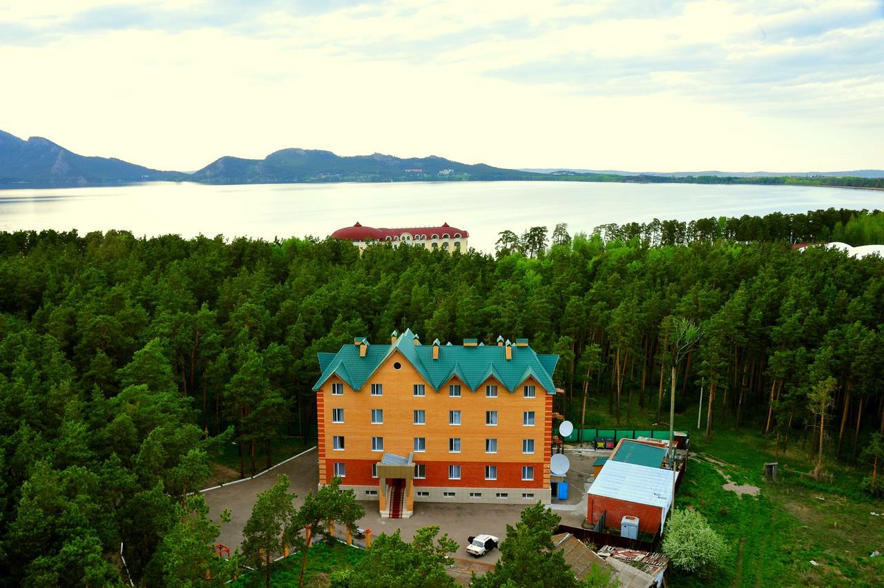 Hotel Nurlytau Борово Екстериор снимка